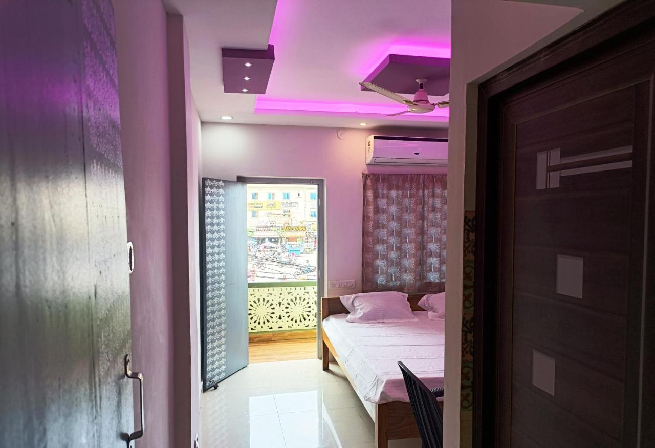 Grand View Hotel