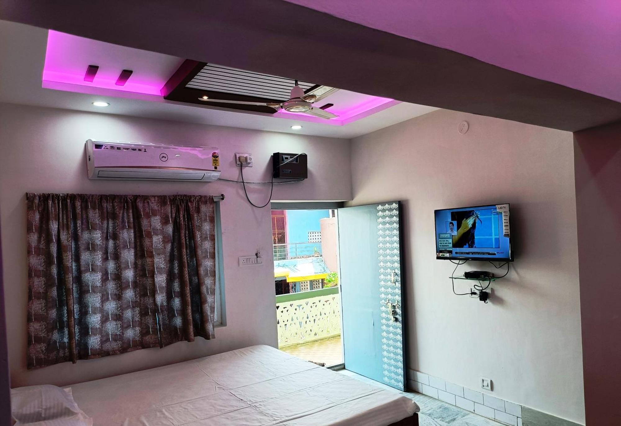 Grand View Hotel Puri