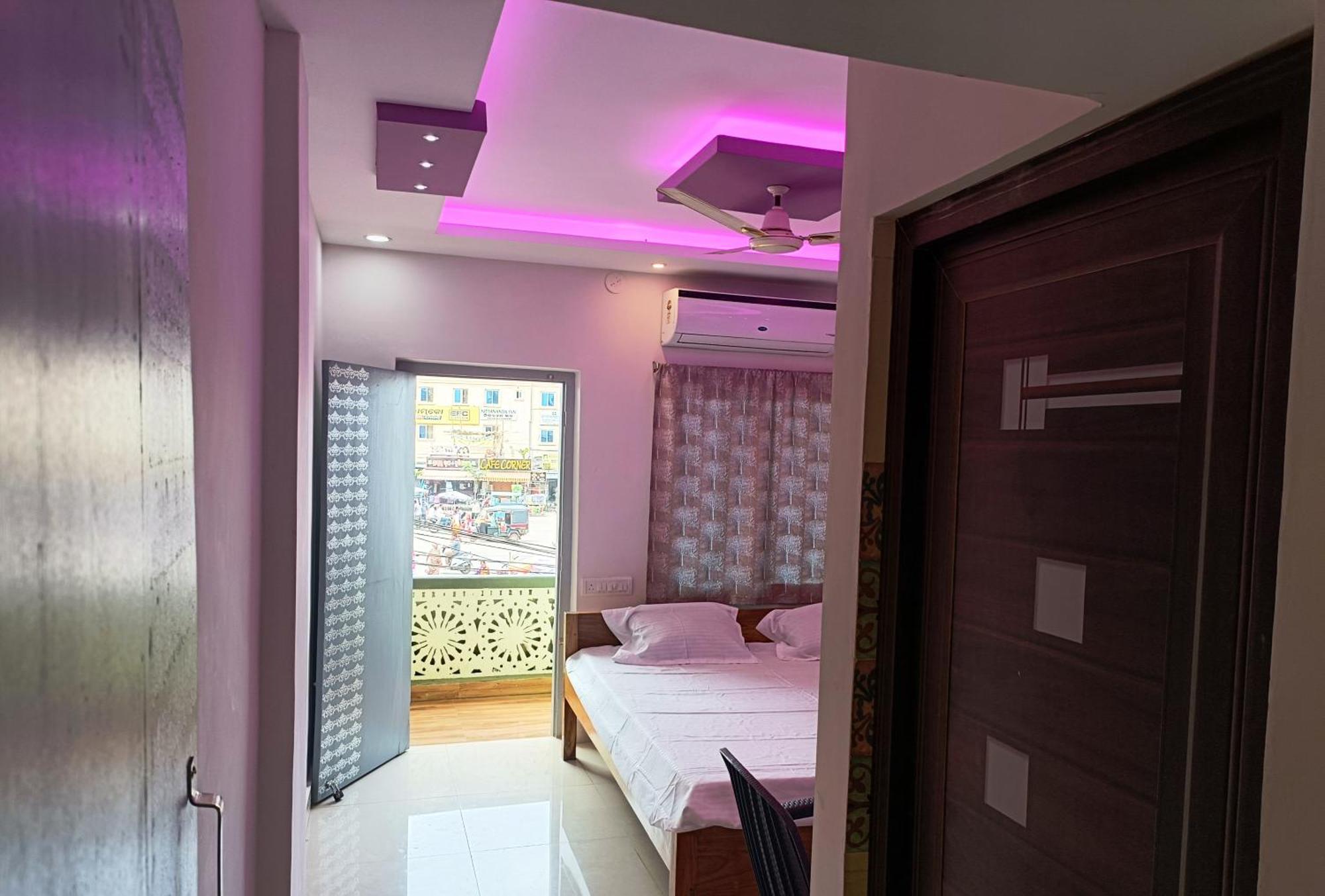 Grand View Hotel