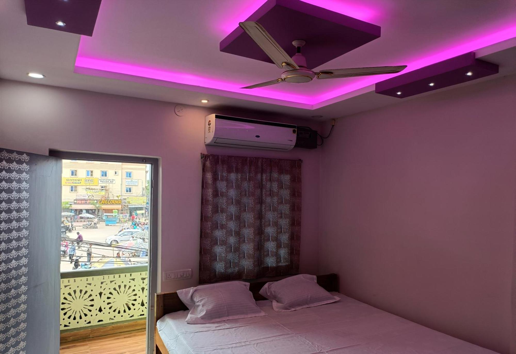 Hotel Grand View Puri