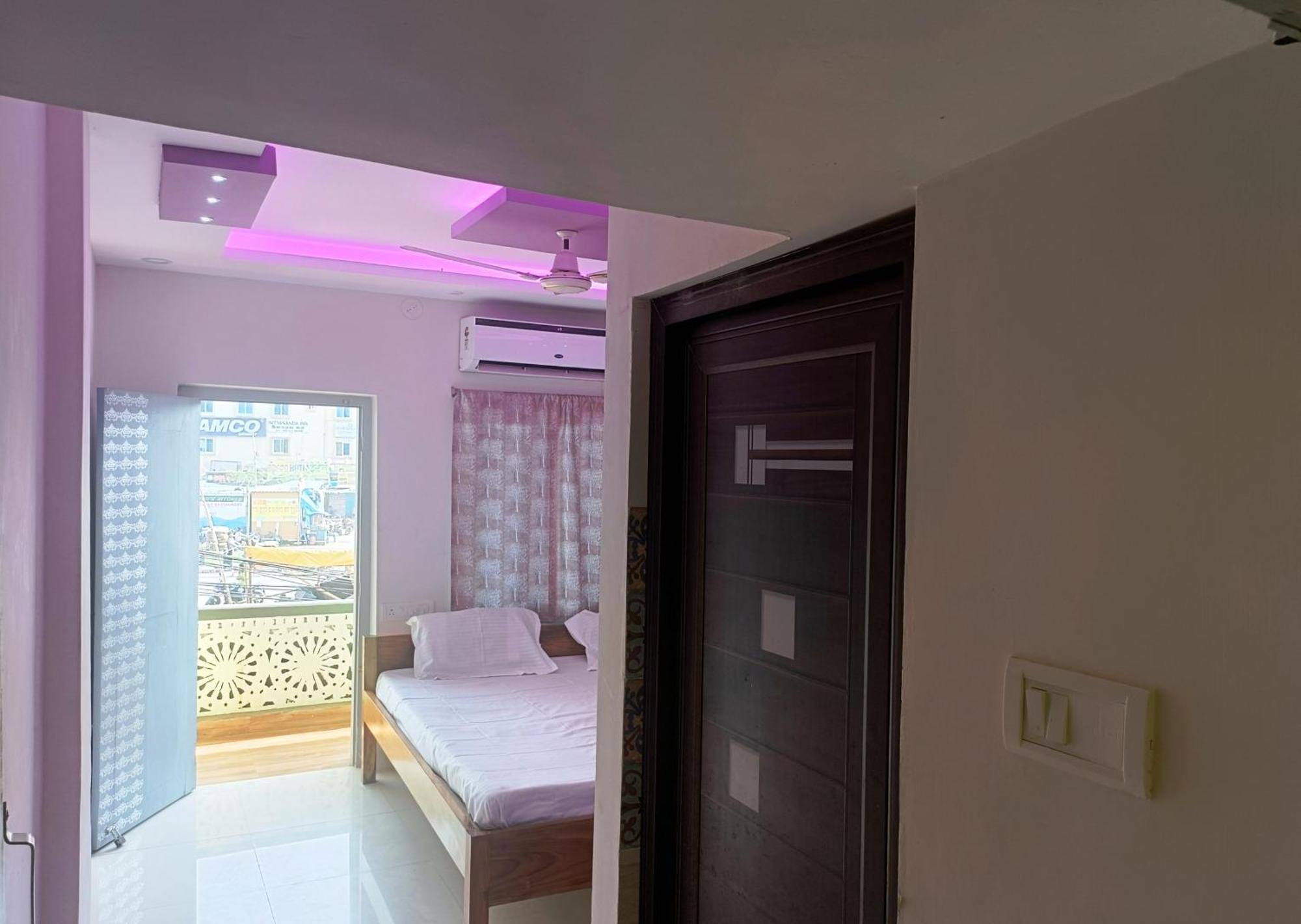 Hotel Grand View 3*